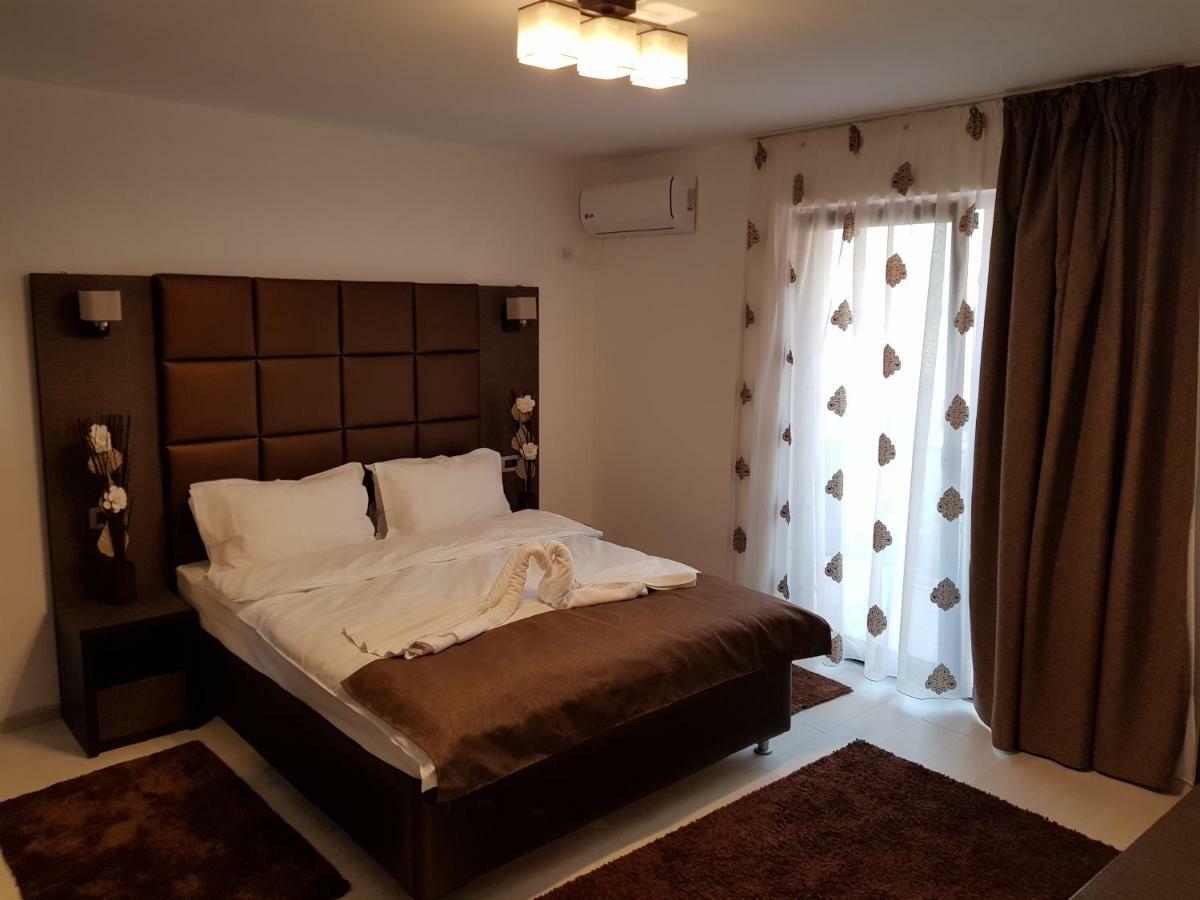 Bk Hotel Navodari Luaran gambar